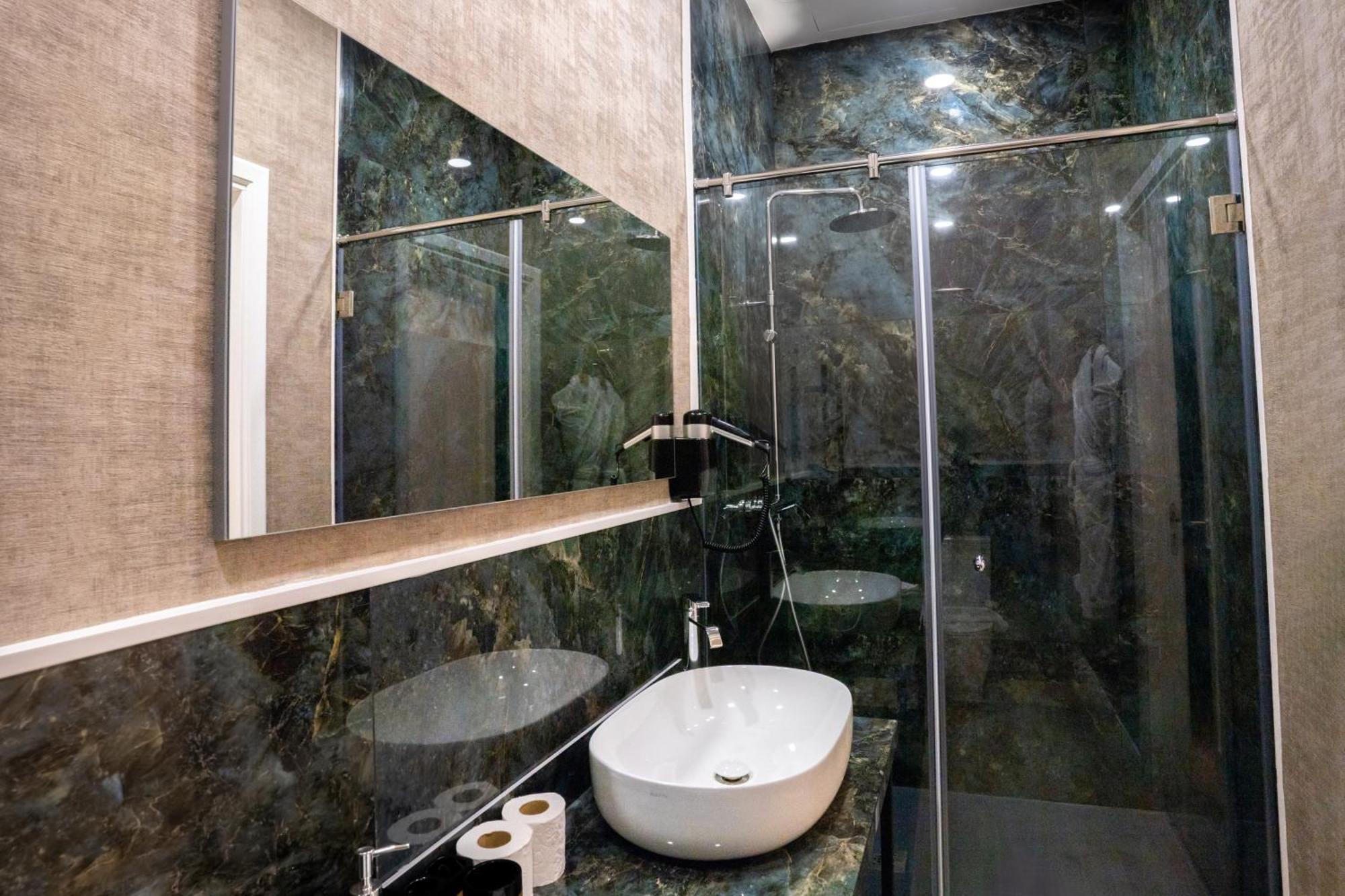 Howard House Hotel 姆迪纳 外观 照片